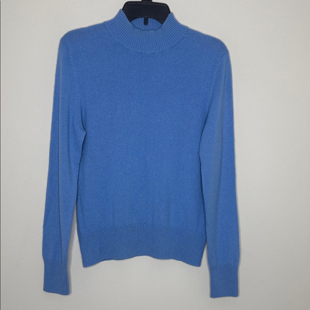 Women’s Investments Blue Cashmere Mock Turtleneck Sweater M